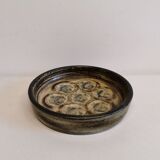 Dish in stoneware with  model 21936, by Jørgen Mogensen and manufactured by Royal Copenhagen