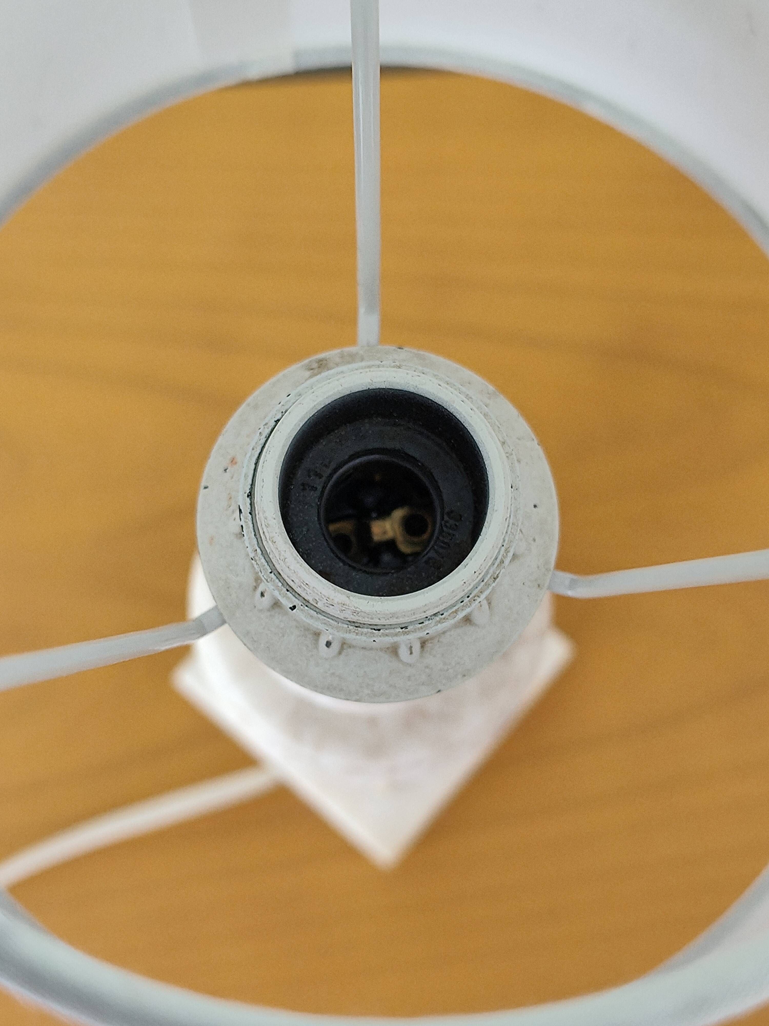 Lampe à poser en albâtre