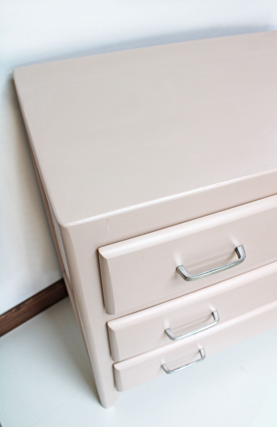Vintage chest of drawers revisited
