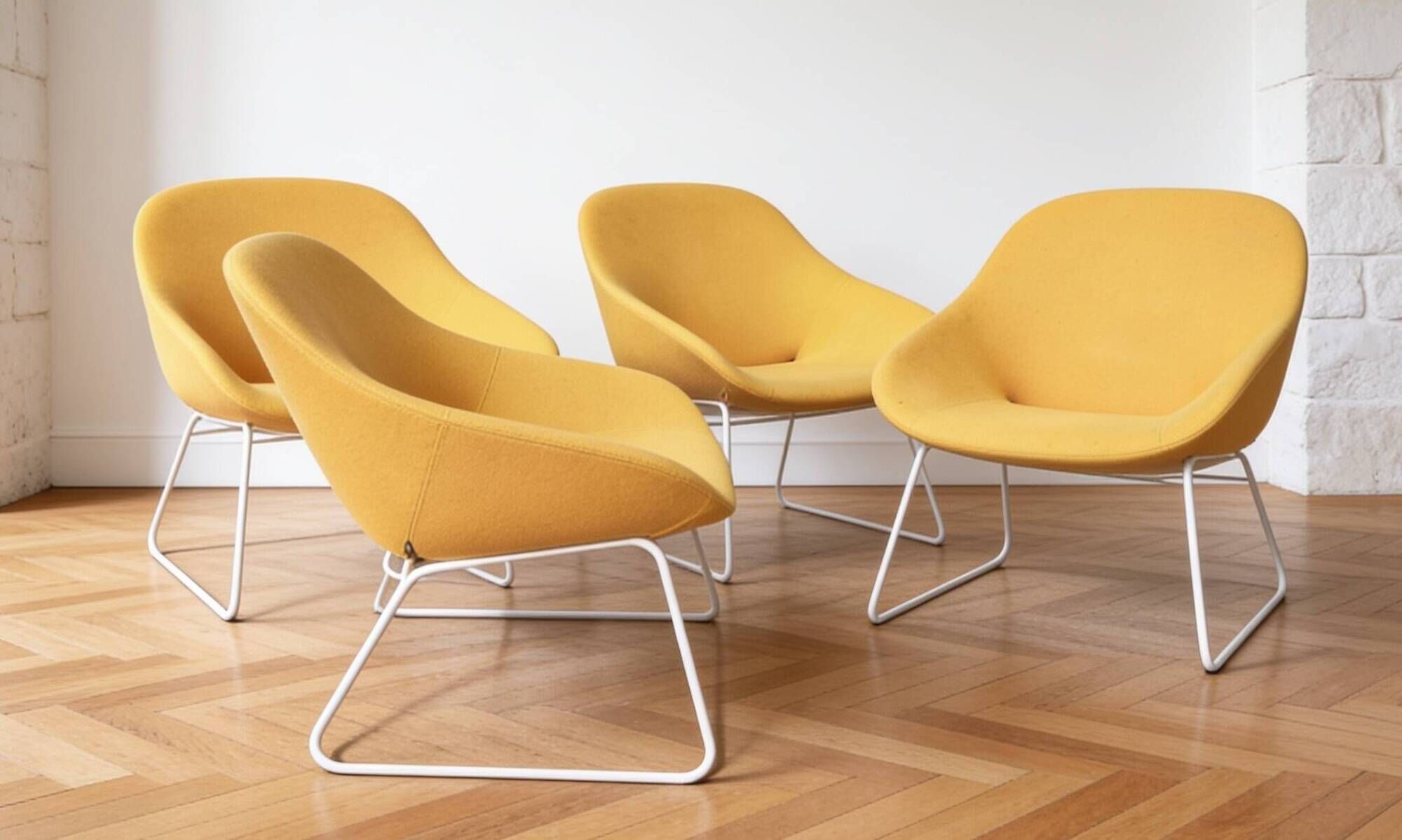 Set of 4 Lounge Beso armchairs, Artifort