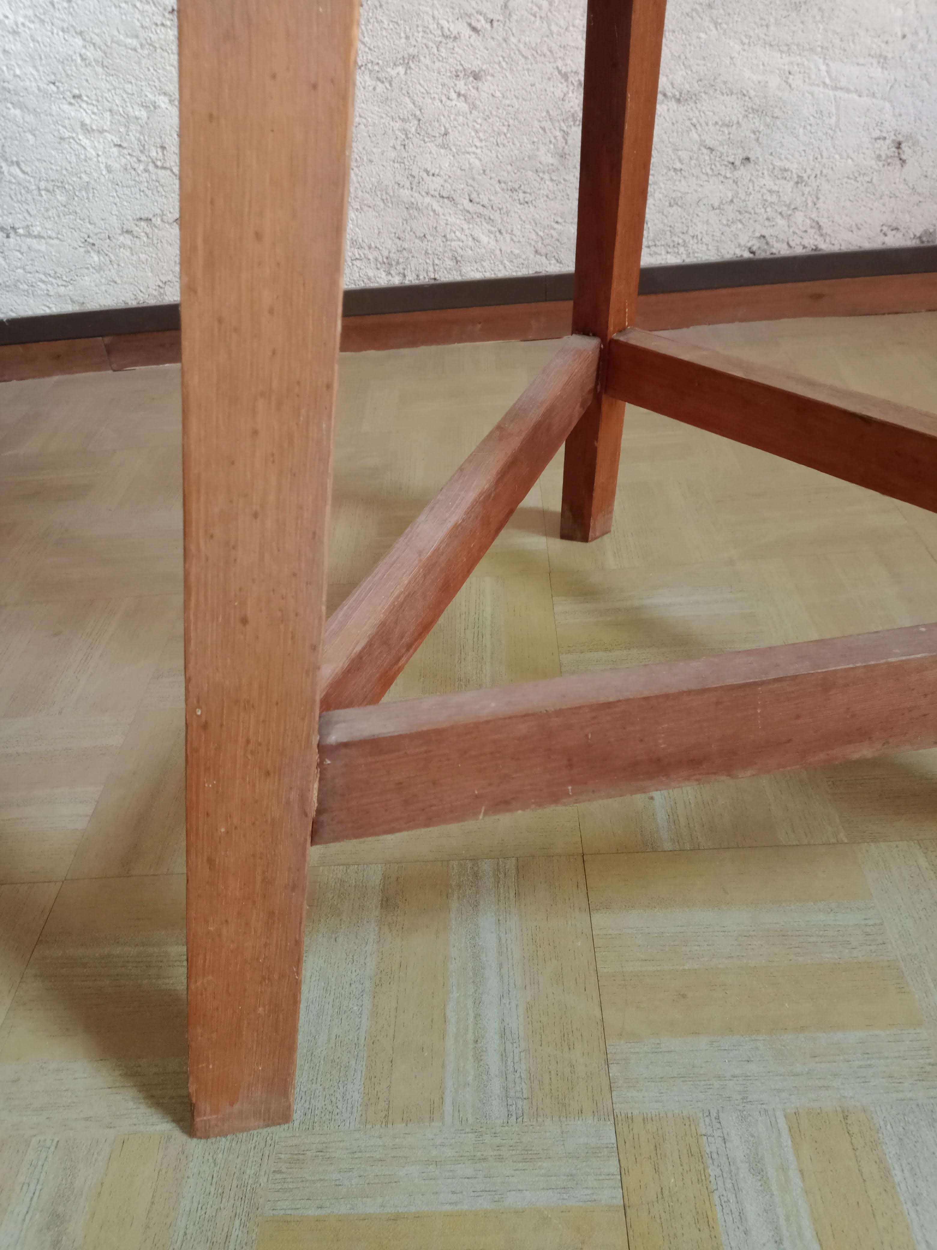 Oiled wood sculptor's harness