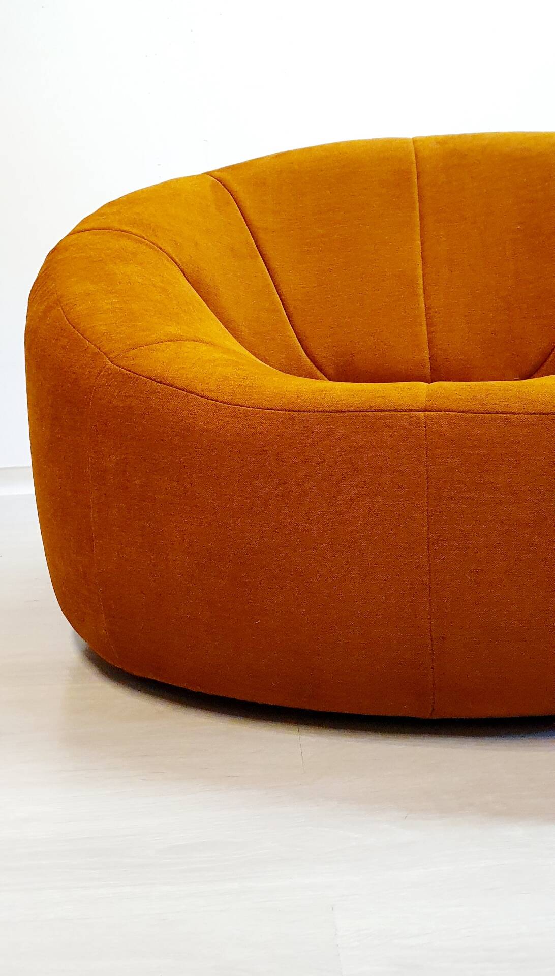 Pumpkin Pierre Paulin for Ligne Roset