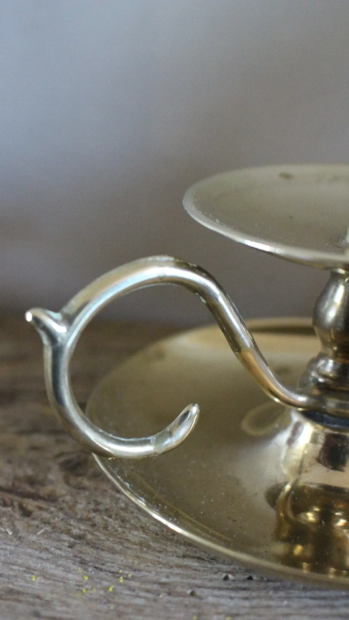 Candle holder rat of the cellar brass candle holder