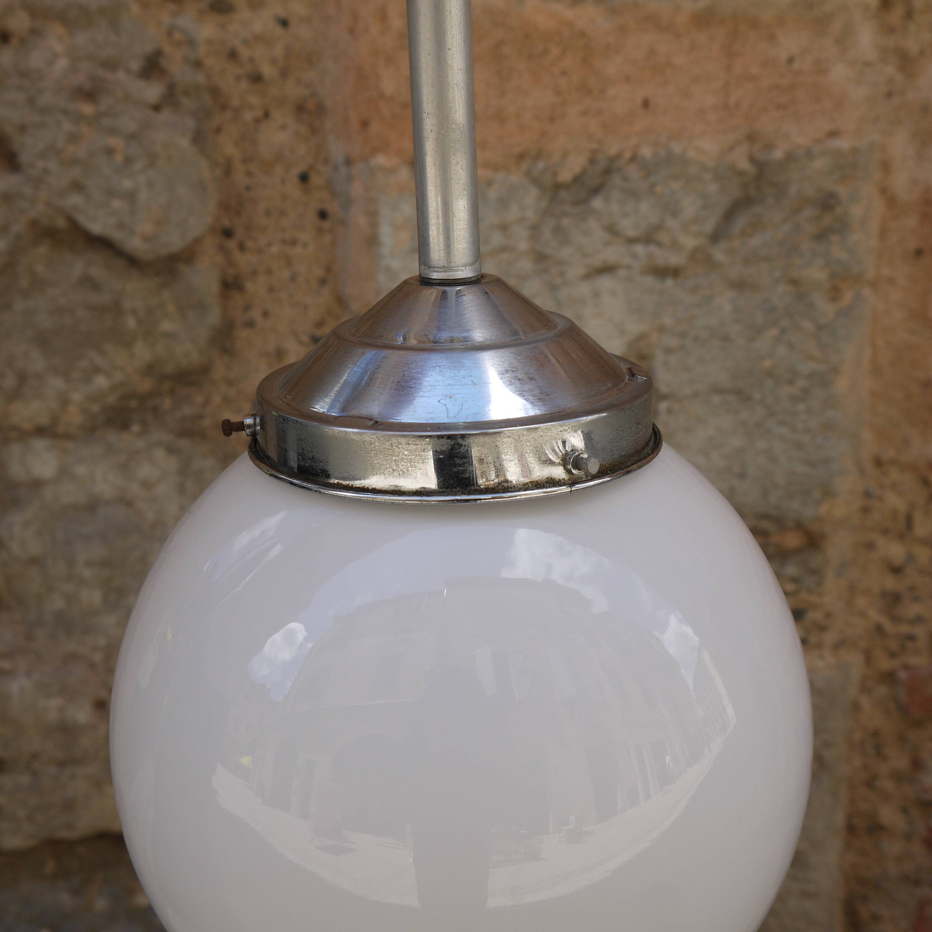 White globe suspension