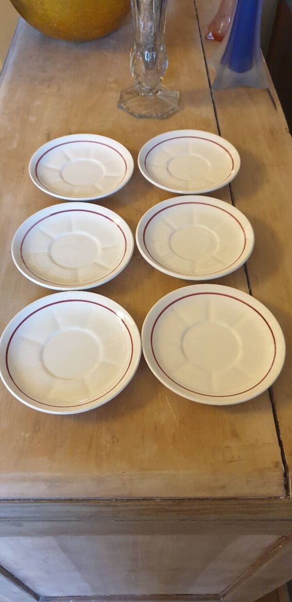 Service à café ou thé demi porcelaine Badonviller