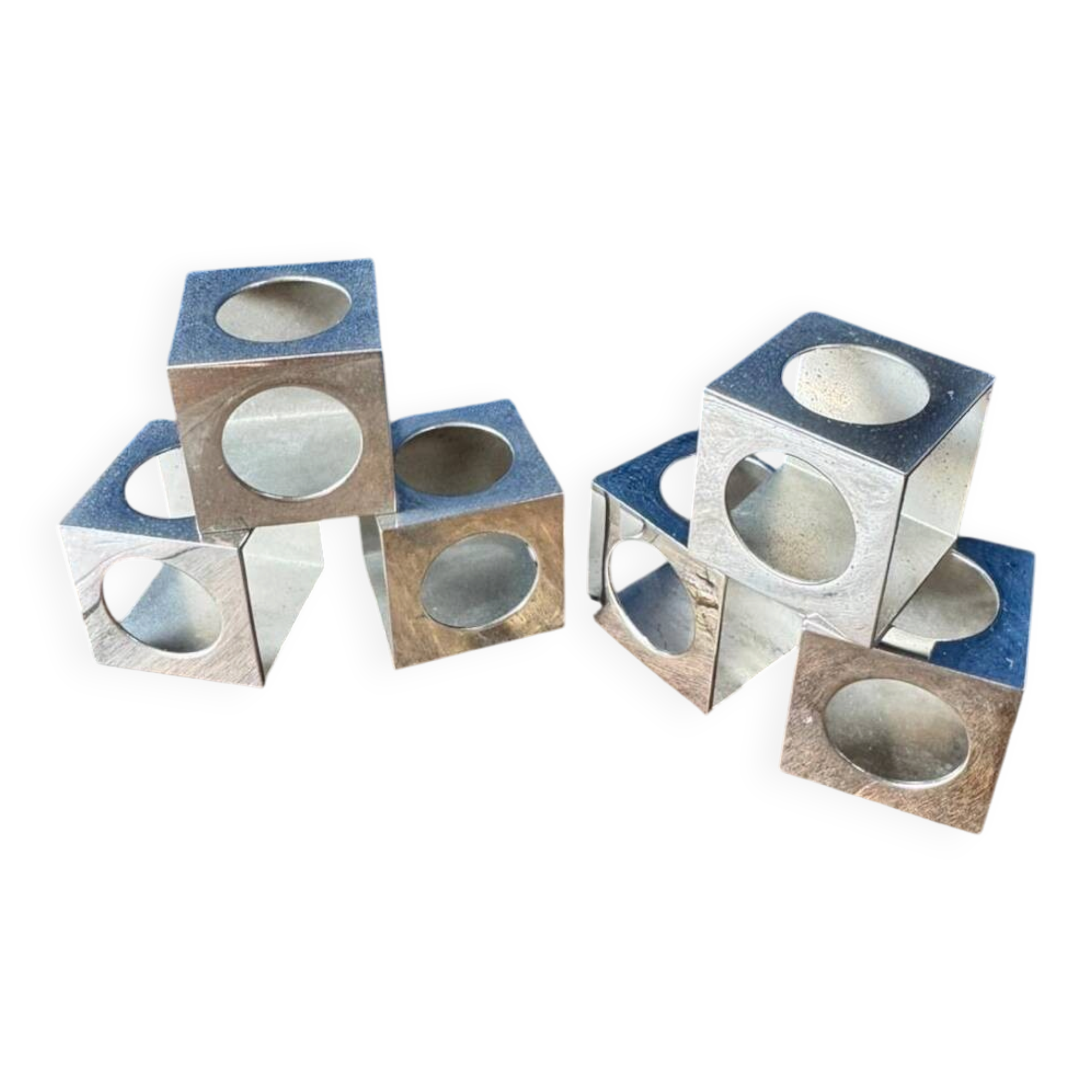 Set of 6 minimalist chrome steel candle holders from the 70s.