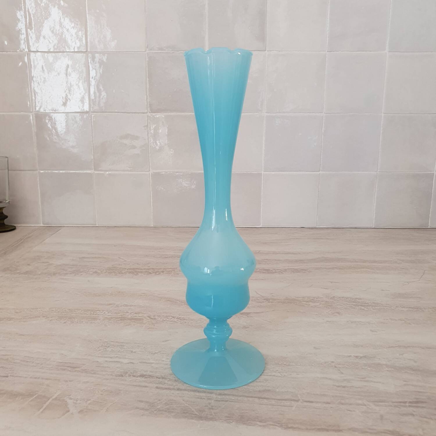 Soliflore / Vase in blue opaline glass, Florentine art