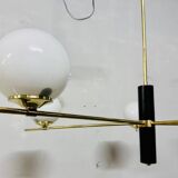 Lustre 5 feux en opaline blanche et métal, années 60