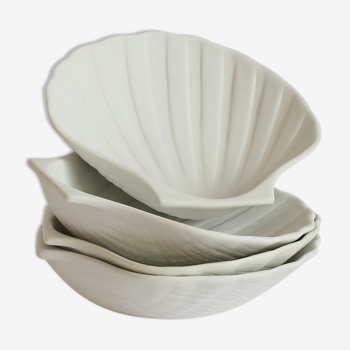 4 seashell cups