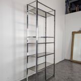 Etagère chromée et verre fumé des années 70