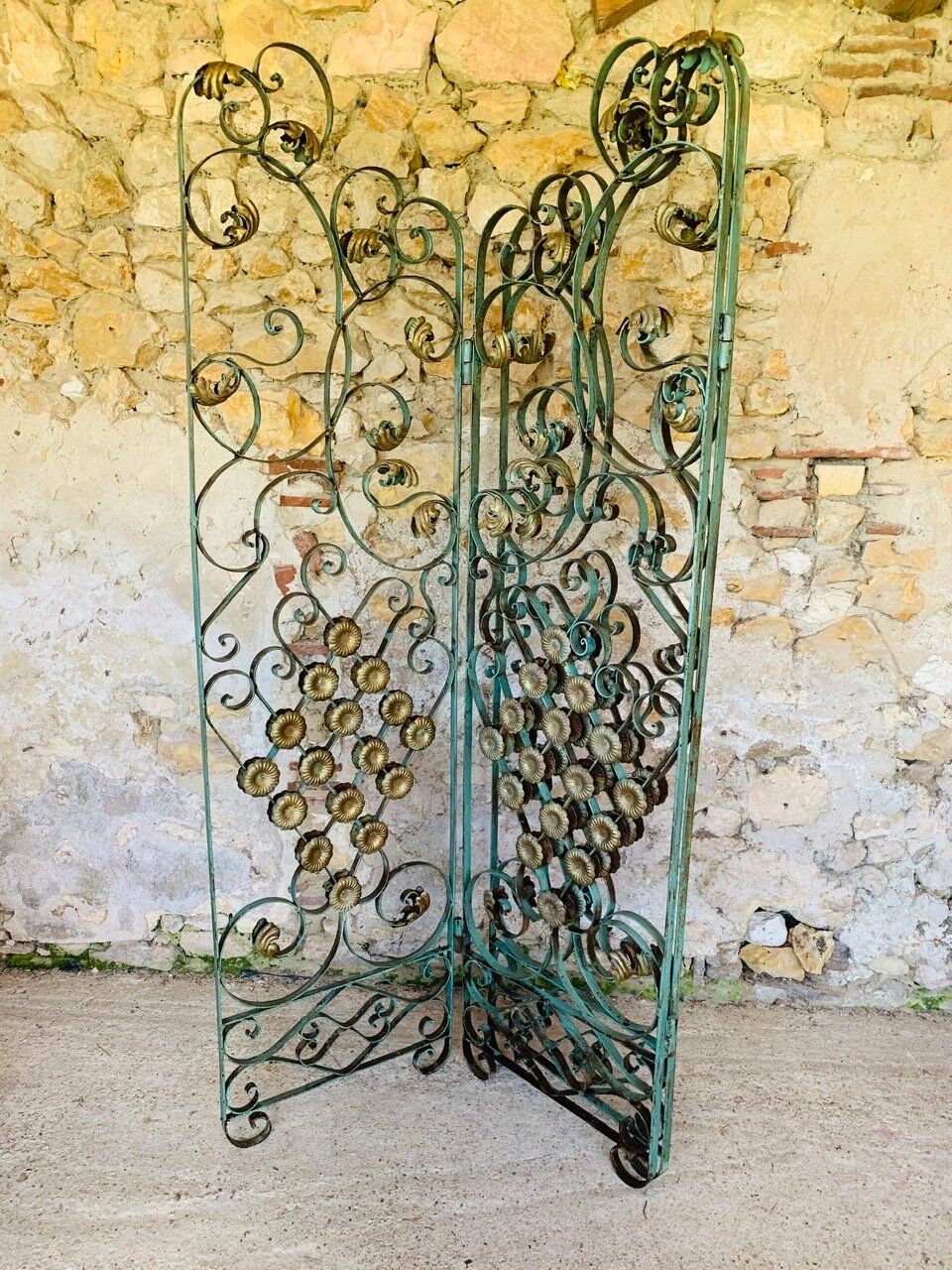 Screen, Art Deco wrought iron with floral decorations circa 30's