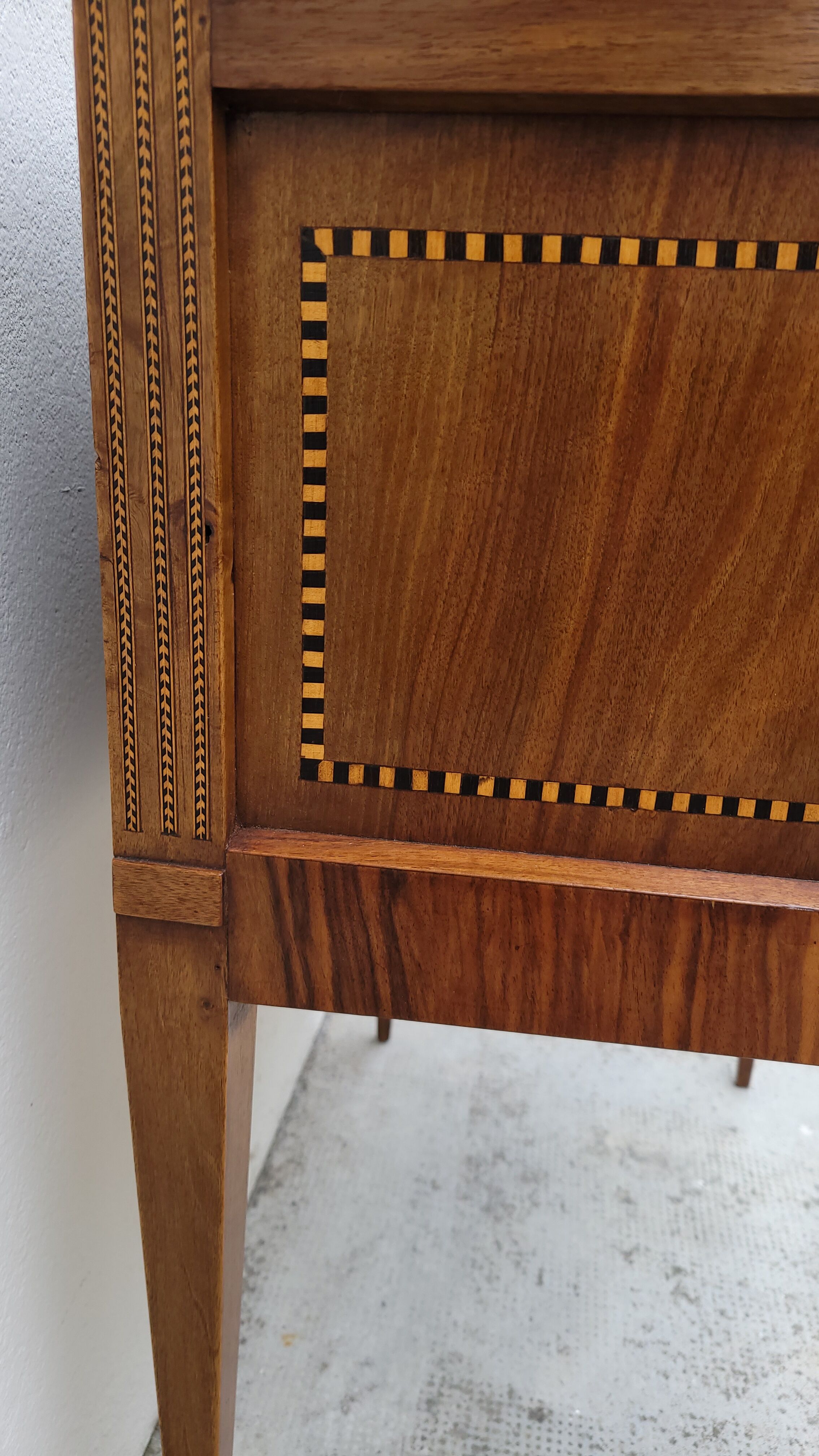 Chest of drawers period louis xvi stamped