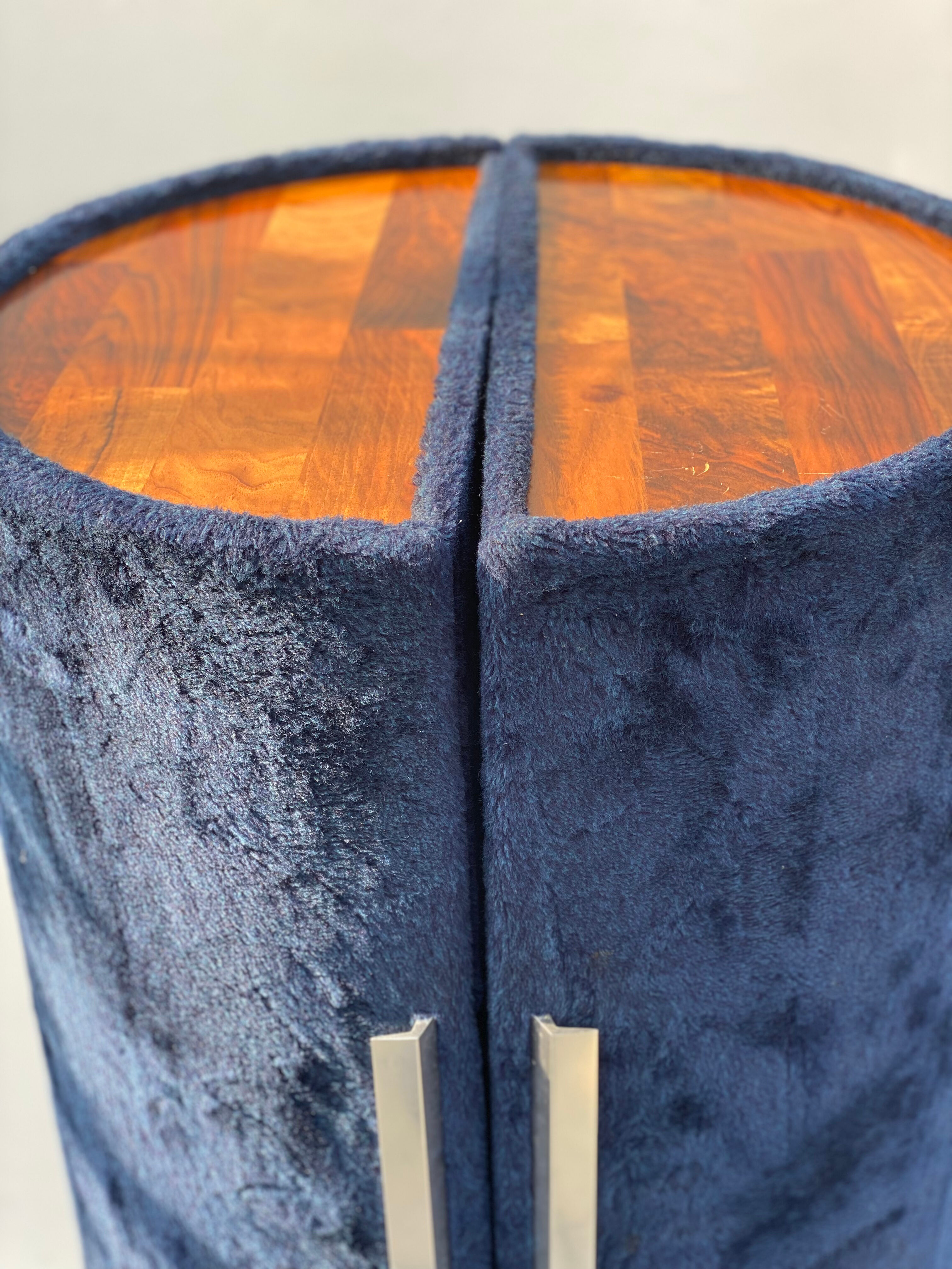 Dressing table covered with faux fur moumoutte, distributed by Roche Bobois 1970s