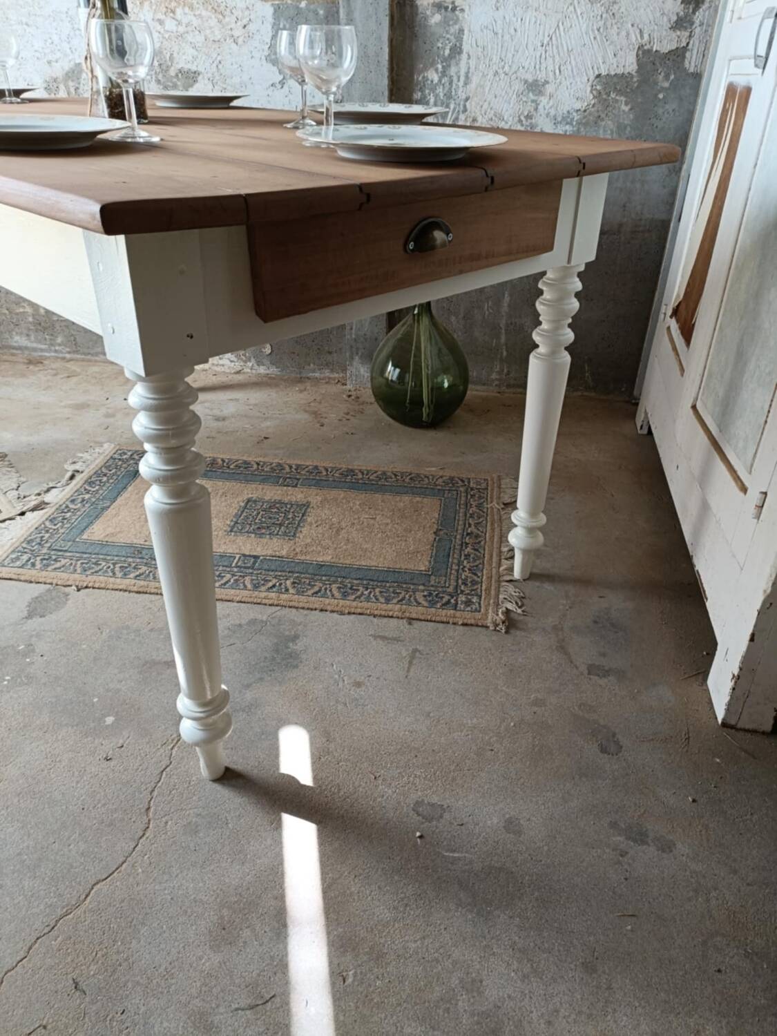 Farmhouse table
