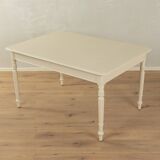 Charming Table
