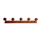 Ancien porte manteau mural en bois vernis