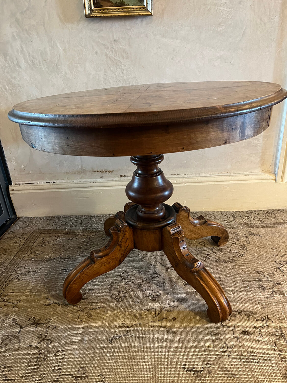 Antique gueridon GM with central leg