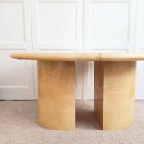 Table à manger en peau vernis
