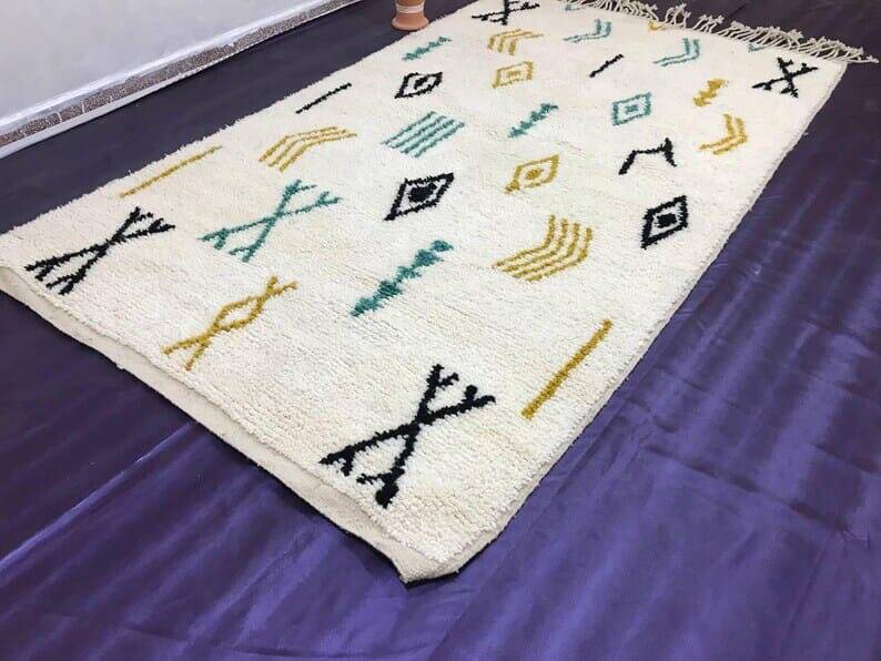 Handmade pure wool azilal rug size 150 x 250 cm