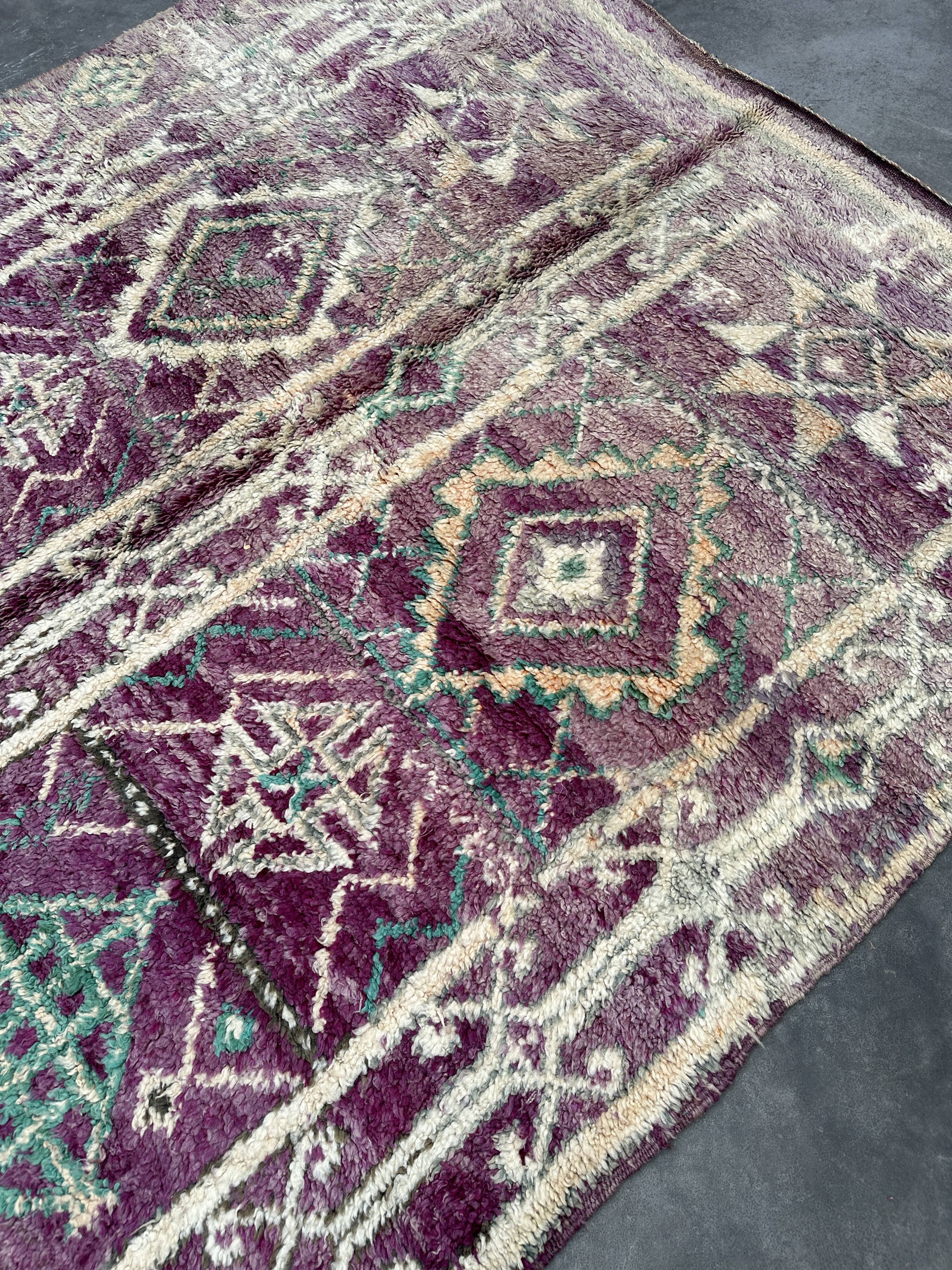 Moroccan carpet boujad purple - 214 x 350 cm