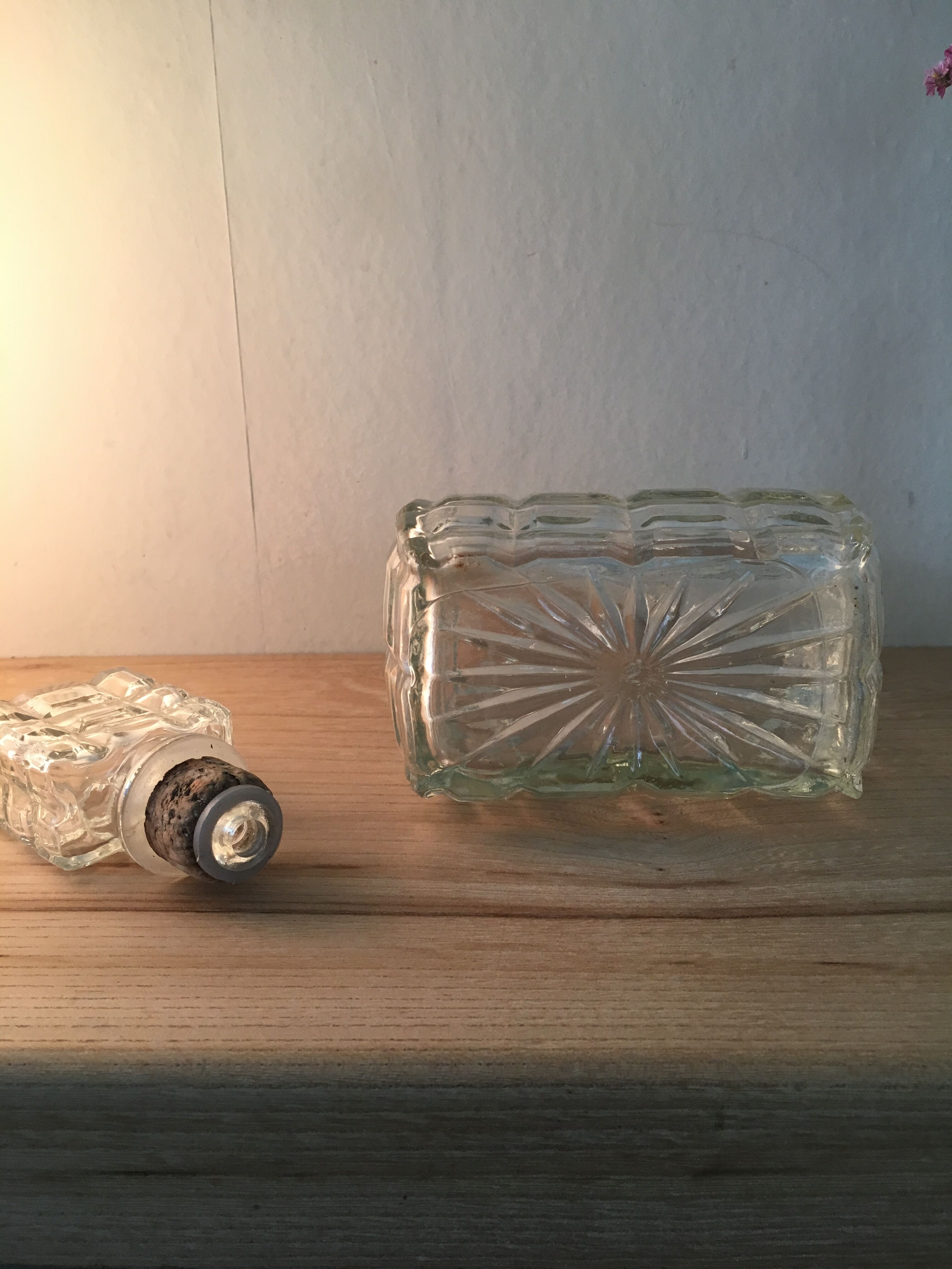 Chiseled glass whiskey carafe