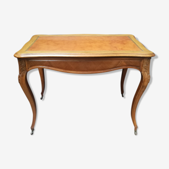 Louis XV style flat desk in walnut and leather
