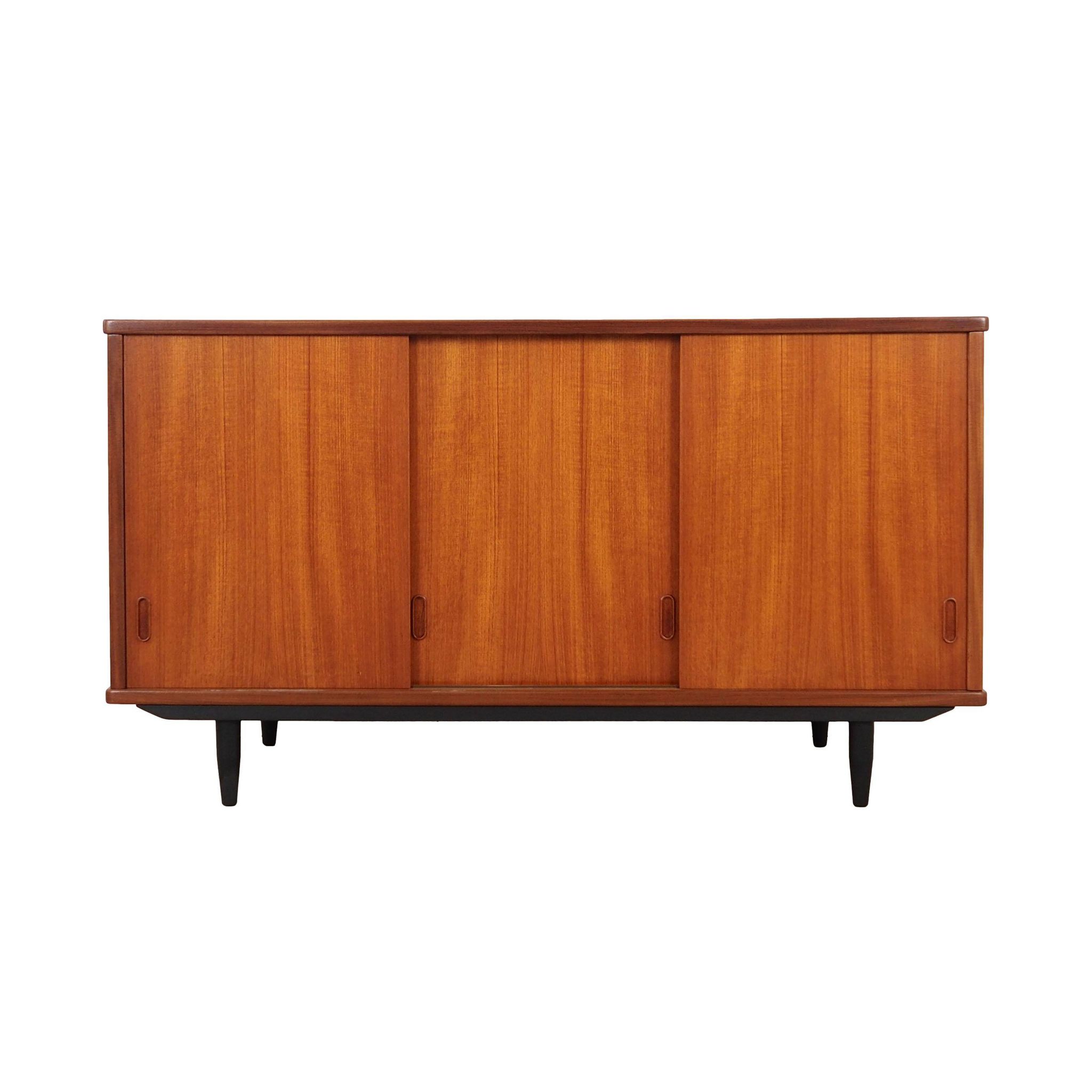 Commode, design danois, années 1970, fabriquée au Danemark