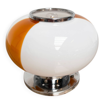 Lampe de table en verre opale italienne, années 1960