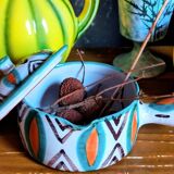 Ceramic fondue pot