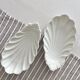 Ravier shell-shaped ramekin in antique porcelain