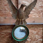 Miroir style Empire à l’aigle en bois sculpté et polychromé – fin XIXᵉ