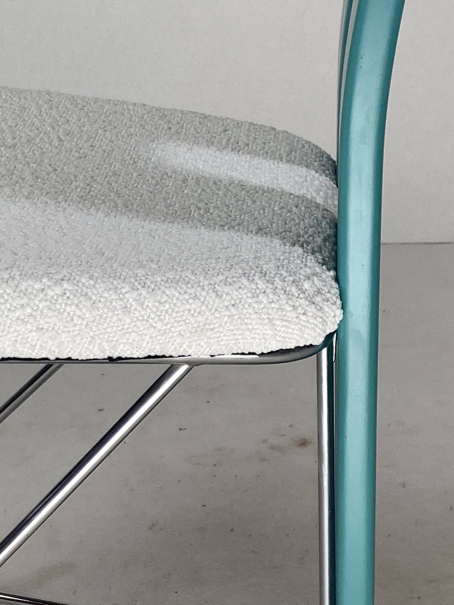Set of 6 Memphis dining chairs in bouclé, 1980s
