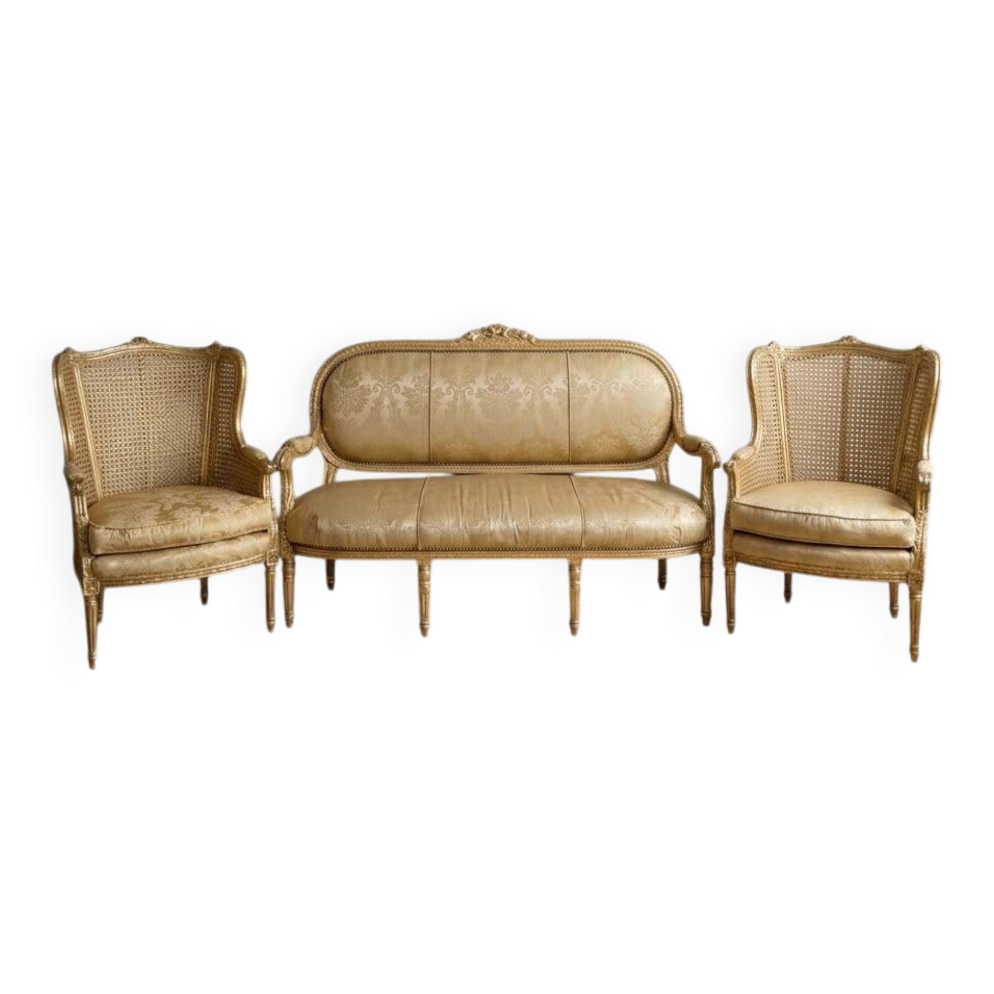 Louis XV gold salon set with a 3-seater sofa and 2 armchairs.