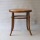 Tabouret bas en bois courbé, assise étoilée, 1920