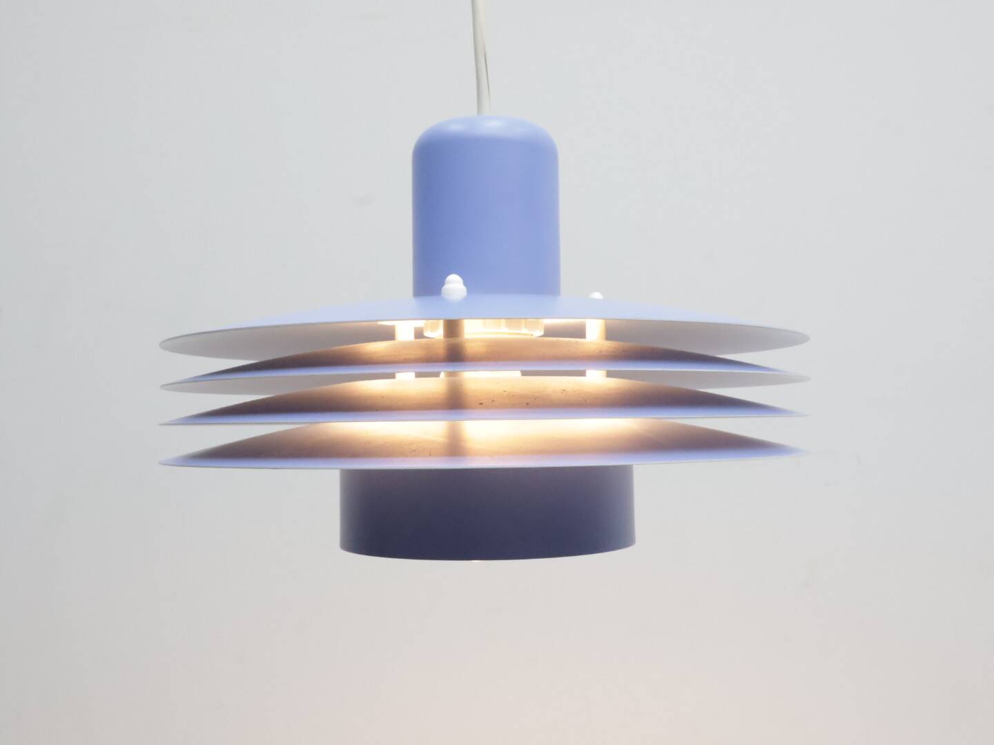 Deens design hanglamp Horn Belysning model 763