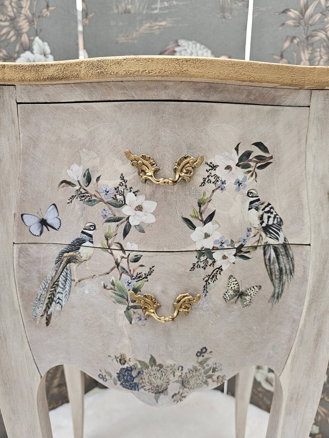 Louis XV style bedside table in marquetry