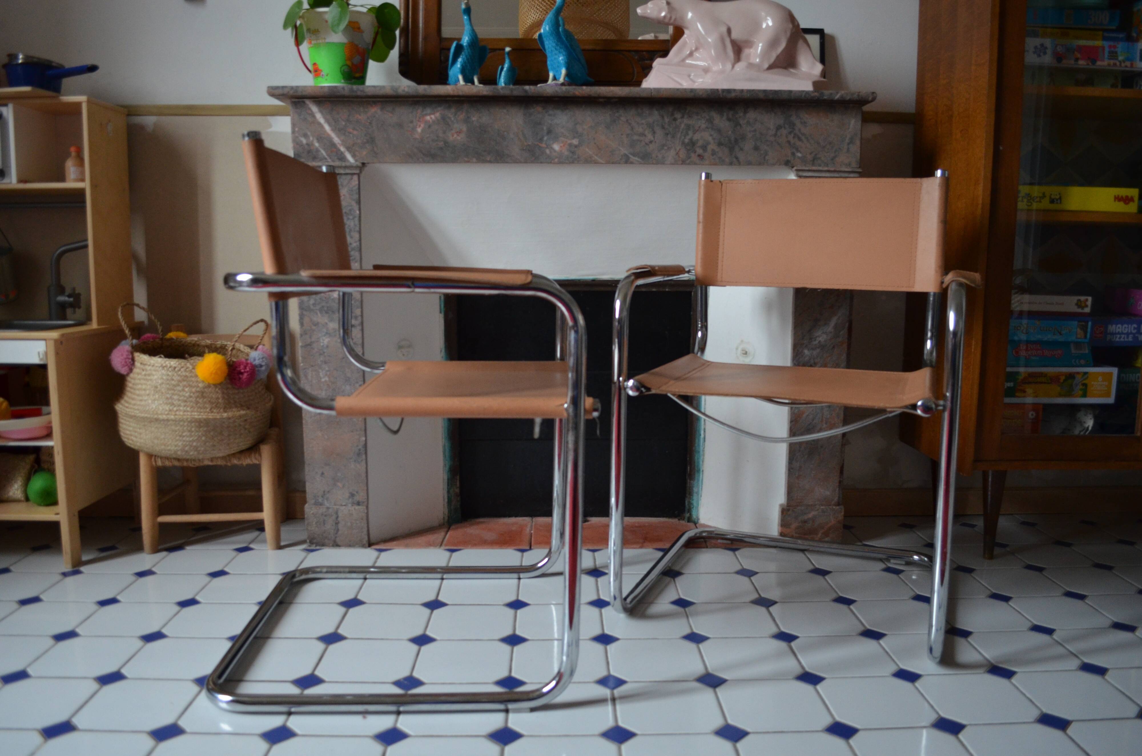 Duo of tubular chairs