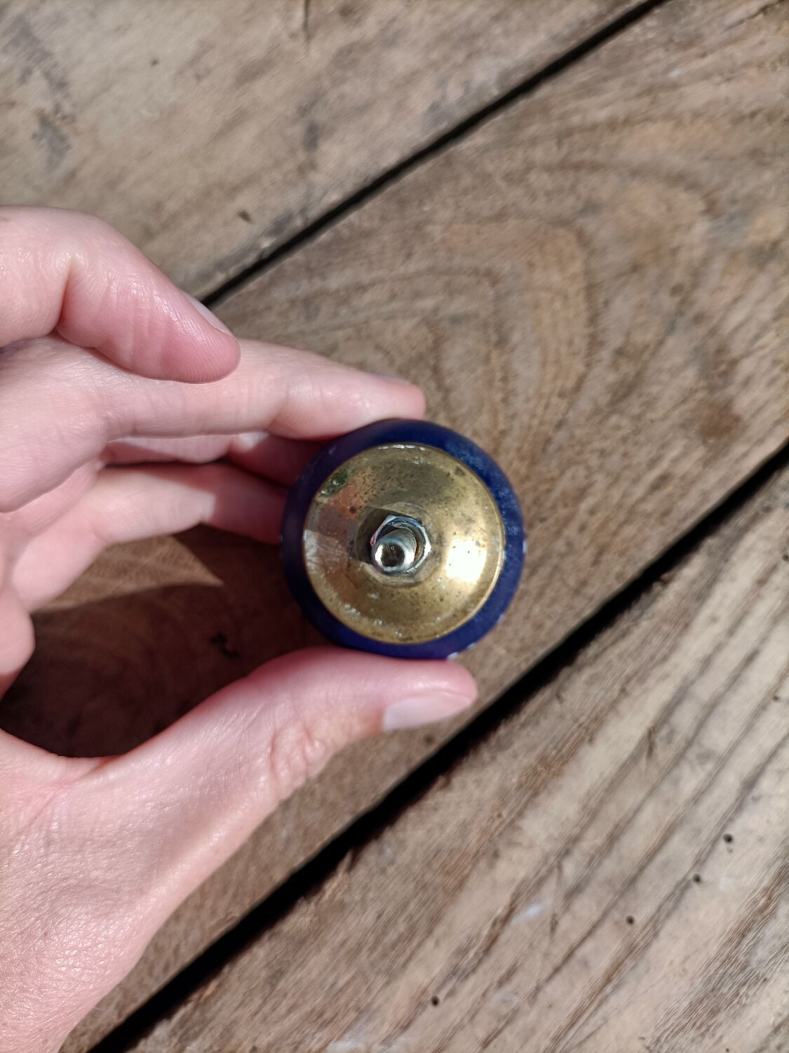 Genuine stoneware door knobs