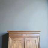 Armoire Louis Philippe en noyer