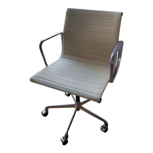 Fauteuil de Charles & Ray Eames