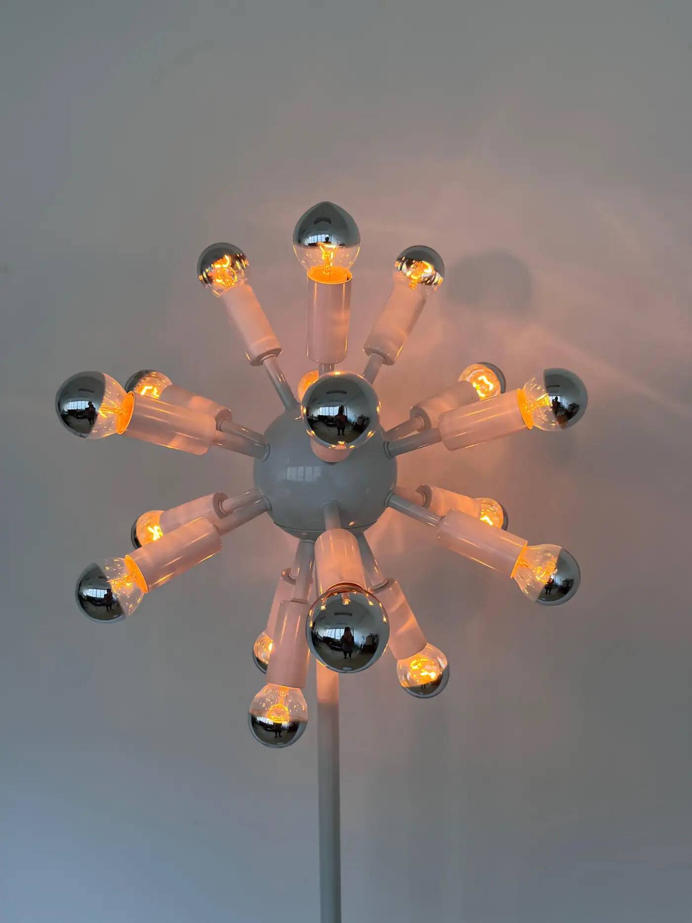 Rare mid-century white floor lamp Sputnik - Atom, around 1980s