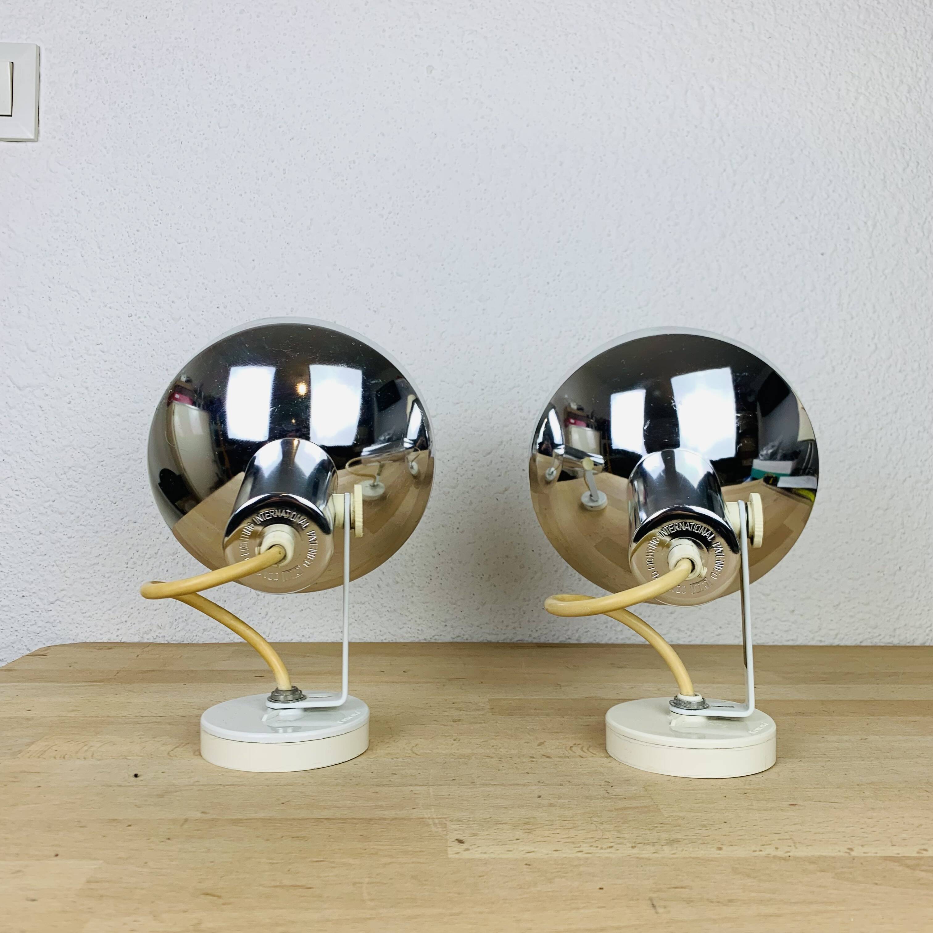 Pair of Concord chrome metal adjustable spotlights from the 70s
