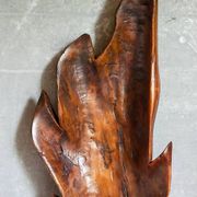 Coupe feuille en bois massif sculptée XXL ancienne