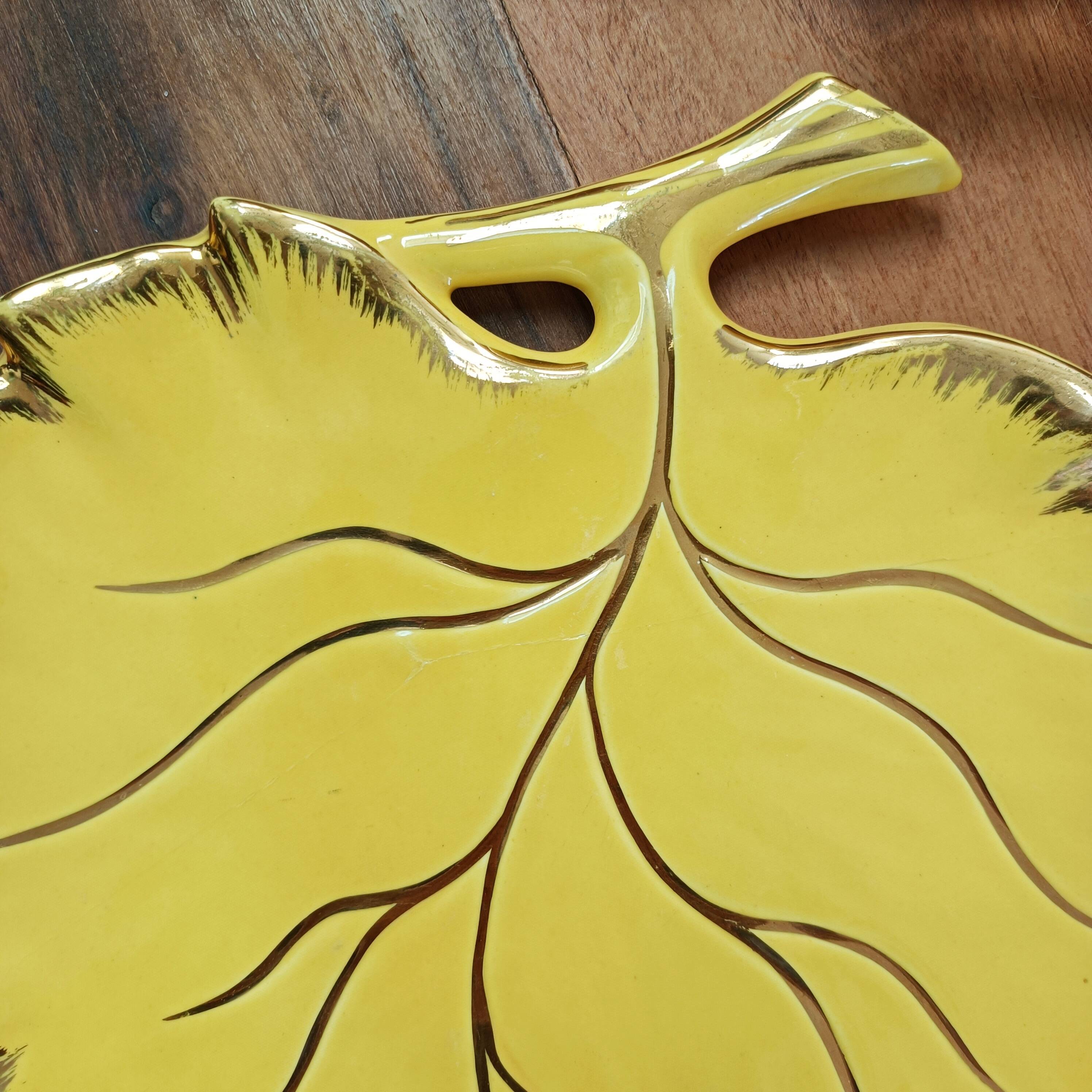 Leaf trivet