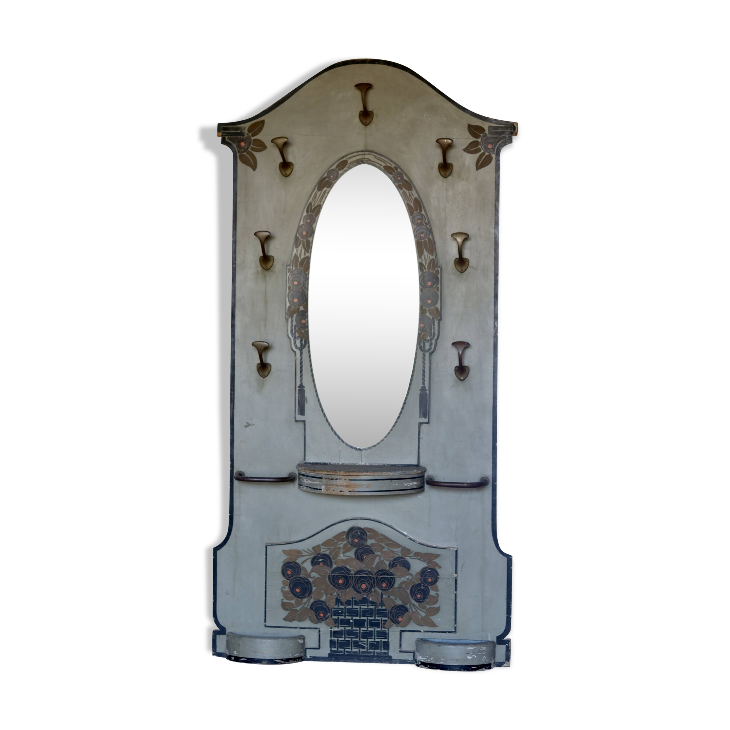Grand vestiaire Art Deco en bois et laiton