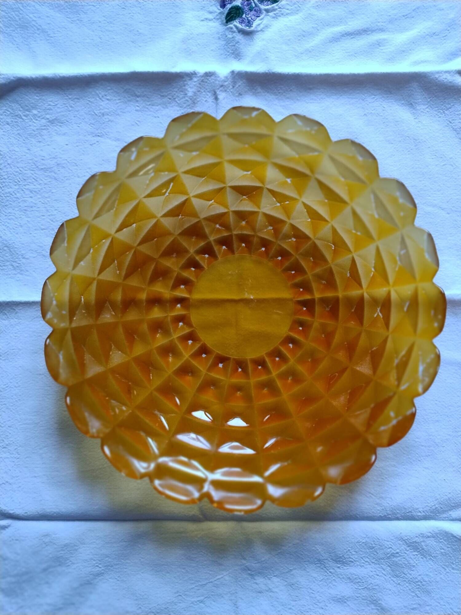 Decorative sun plateau (Art Deco, vintage) in its original condition.