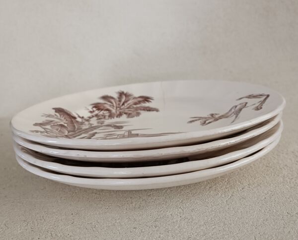 4 assiettes terre de fer Longchamp