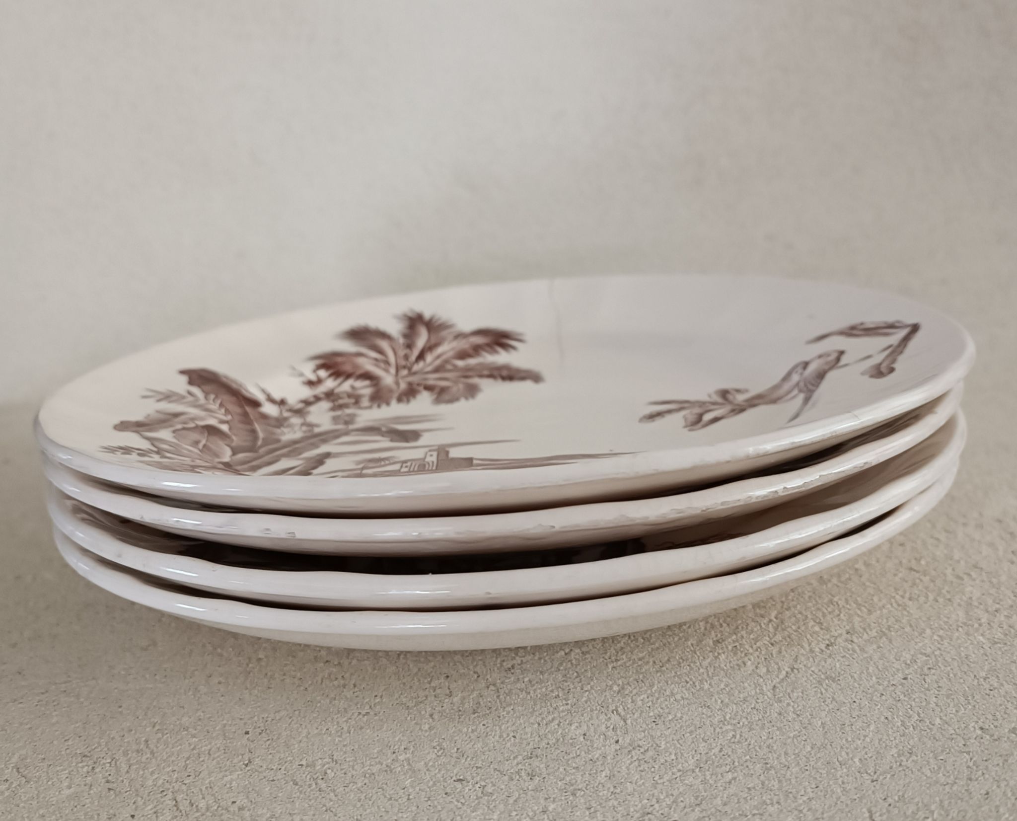 4 plates longchamp iron earth