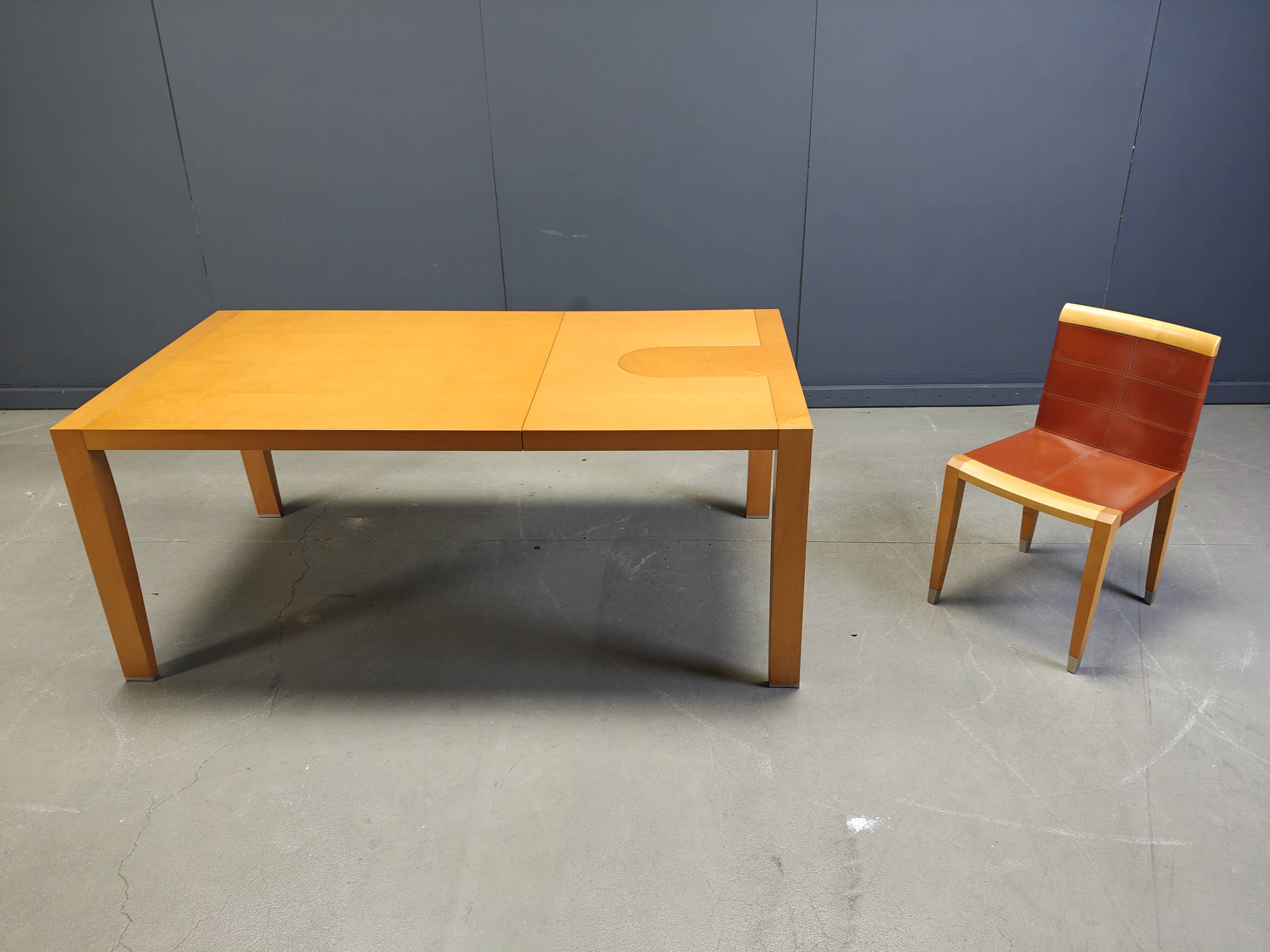 Extendable Dining table by Chi Wing Lo for Giorgetti, Italy