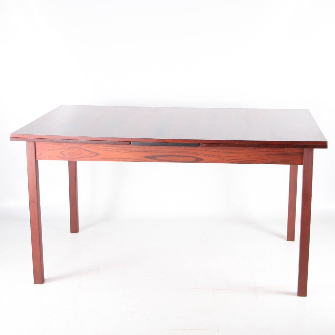 Extendable rosewood table